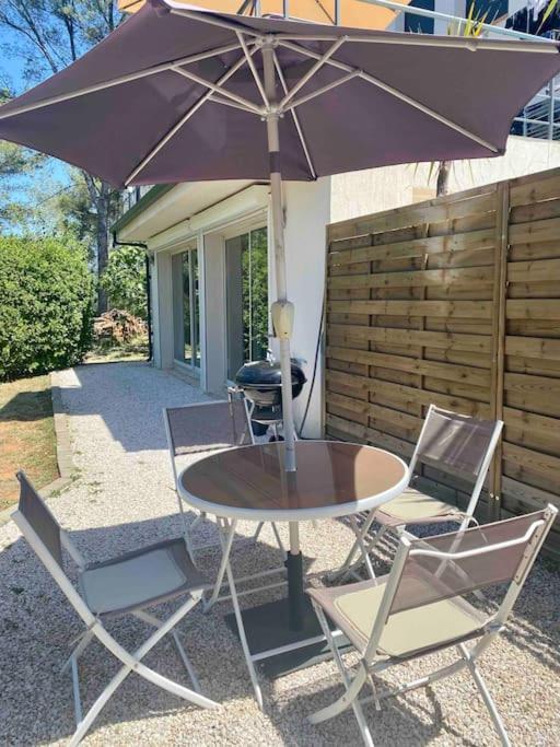 Appartement 2-4 Pers. Piscine, Entre Aix Et Cassis La Destrousse Ngoại thất bức ảnh