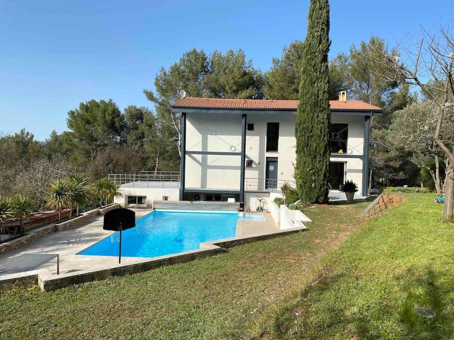 Appartement 2-4 Pers. Piscine, Entre Aix Et Cassis La Destrousse Ngoại thất bức ảnh